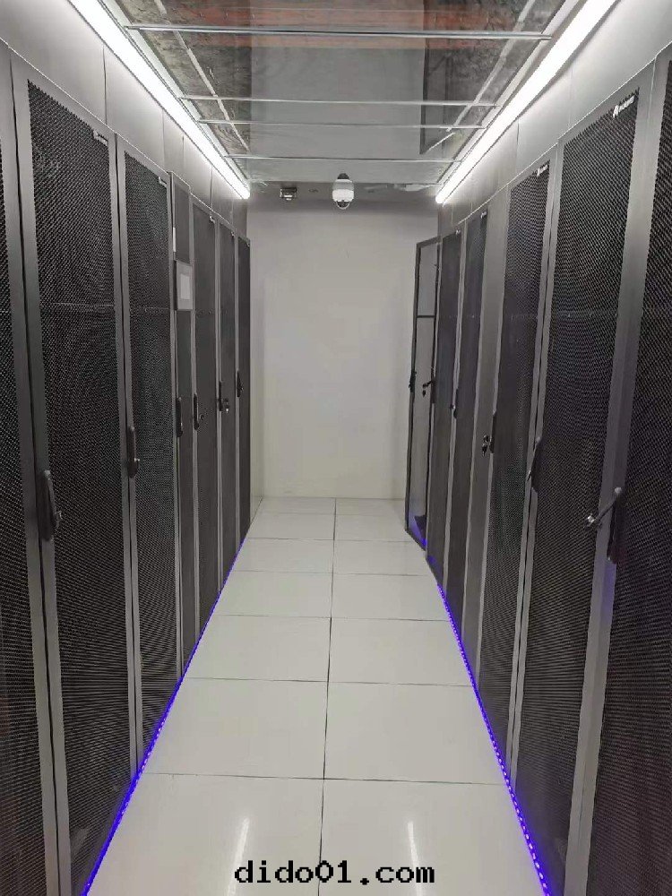 网絡機(jī)房(fáng)